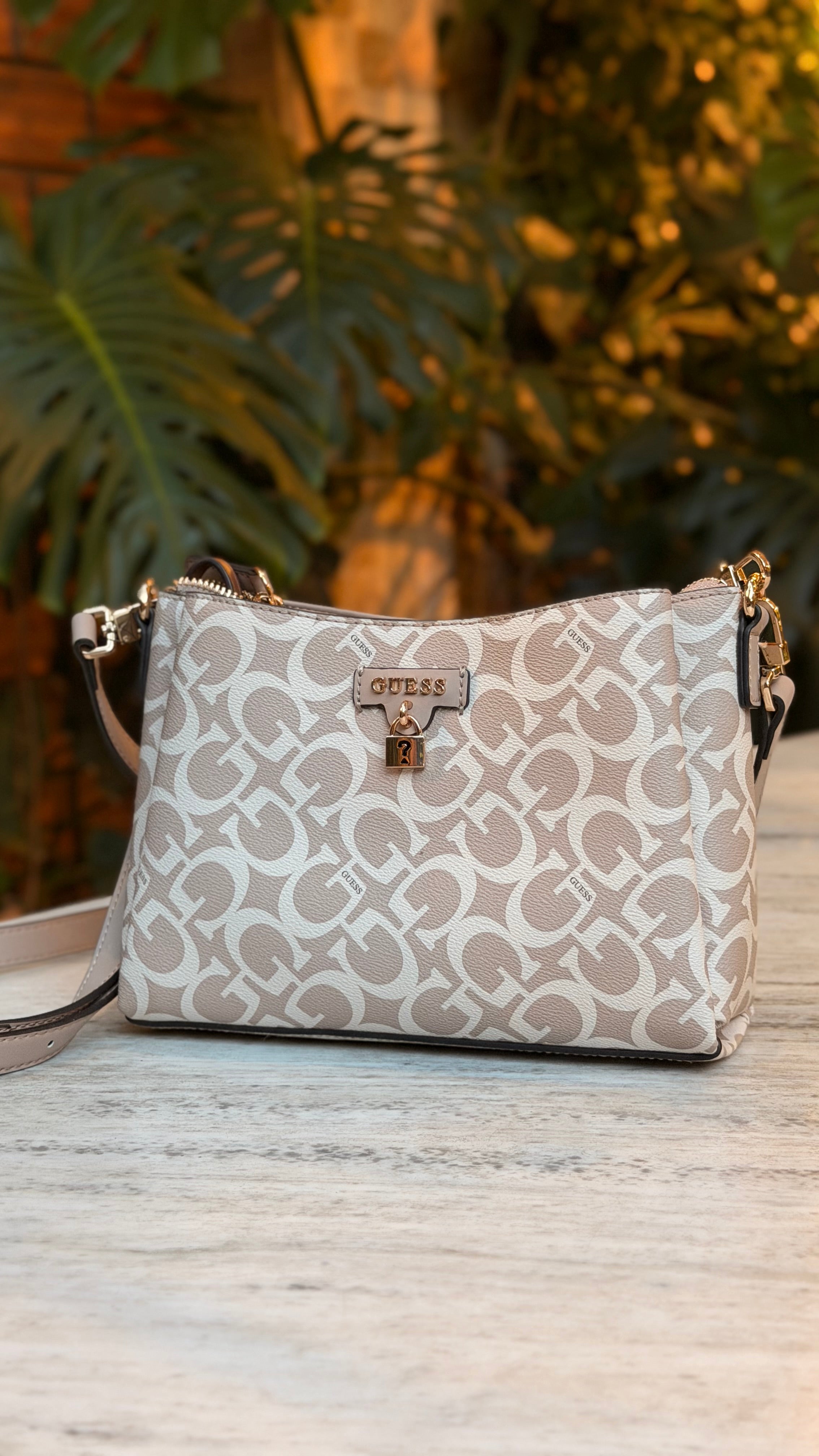 SHOULDER BAG GUESS MONOGRAM BEIGE