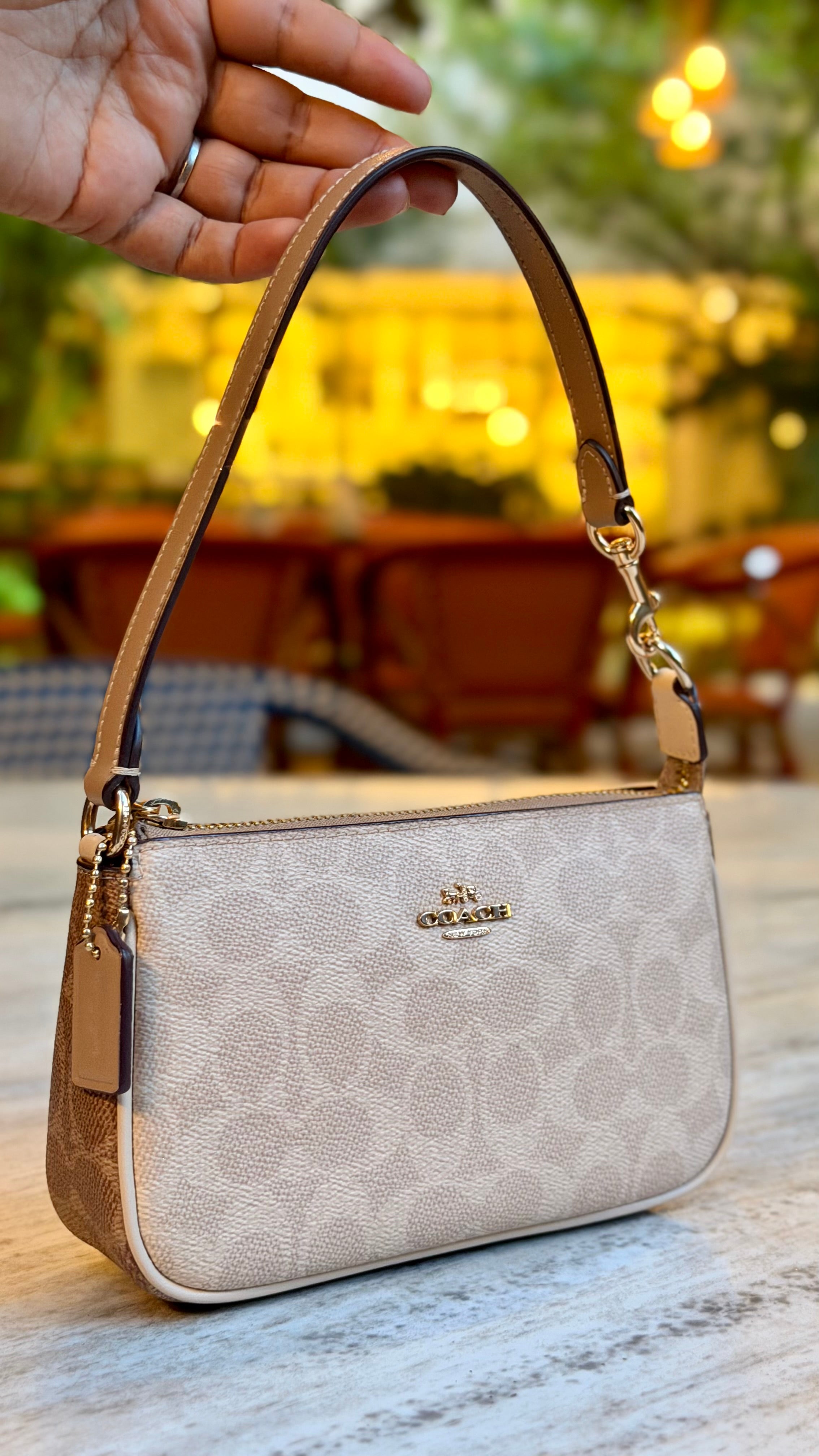 NOLITA 19 COACH