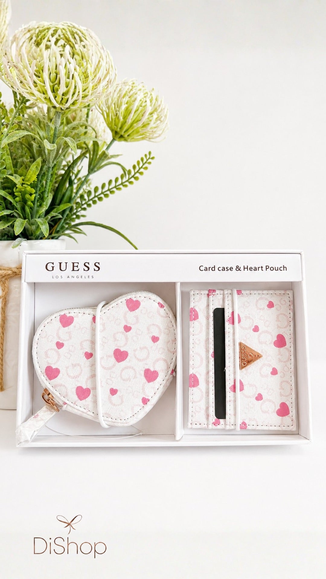 TARJETERO + MONEDERO GUESS CORAZON