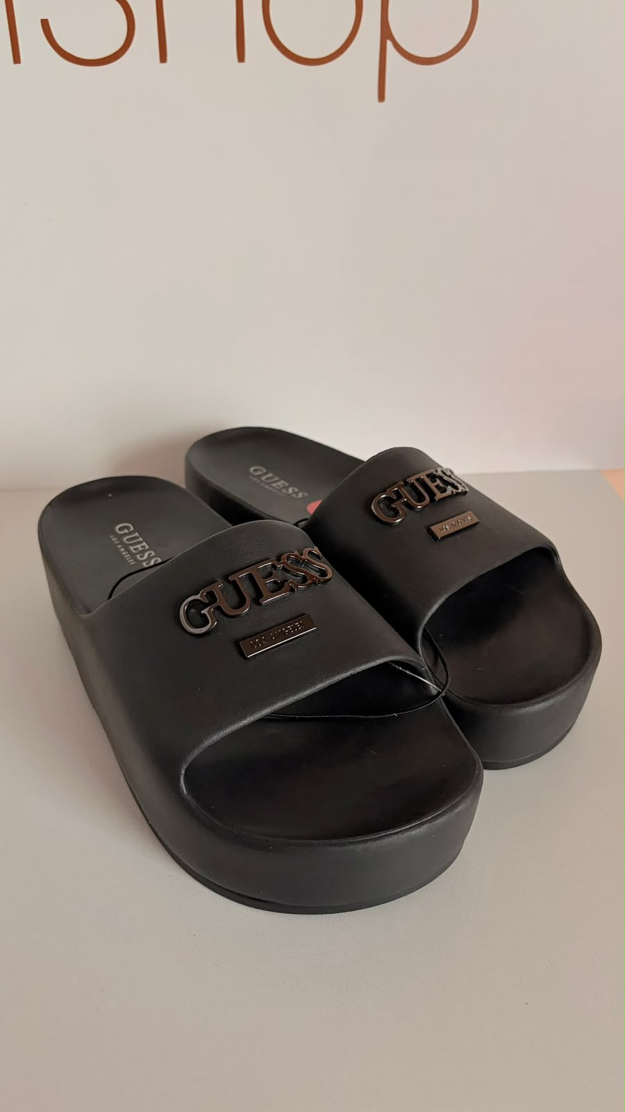 SANDALIAS GUESS PLATAFORMA