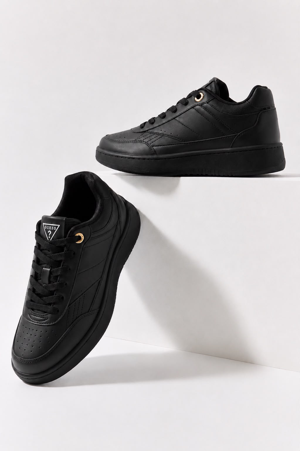 ZAPATILLAS GUESS